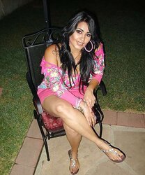 Bella Morena Nalgona