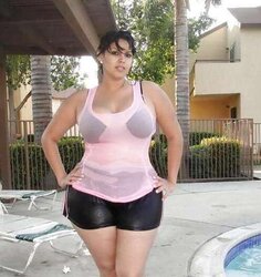Bella Morena Nalgona