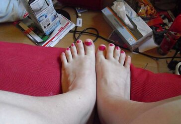 Meine Beine und Fuesse
