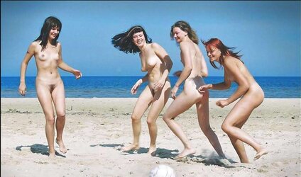 Nude Gal Groups 35 - Random Groups