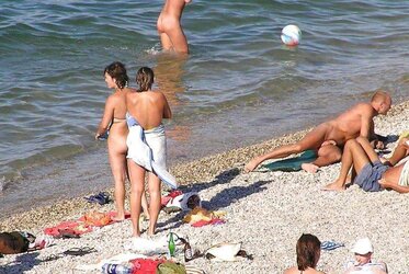 I am a beach naturist