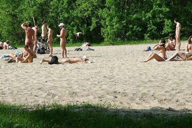 I am a beach naturist