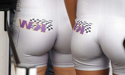 Super-Cute damsels from showcase or motorsport
