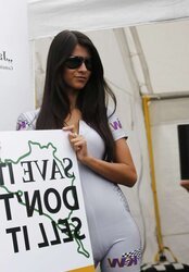 Super-Cute damsels from showcase or motorsport