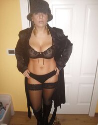 IL FASCINO ASSOLUTO DEI REGGICALZE - TIGHTS FOREVER
