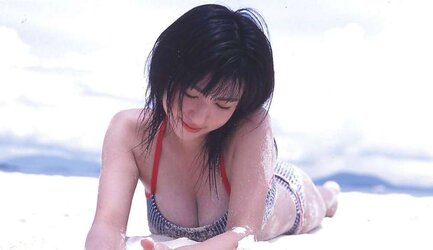 Japanese Swimsuit Honies-Nonami Takizawa (five)