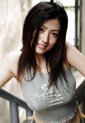 Japanese Swimsuit Honies-Nonami Takizawa (five)
