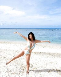 Japanese Swimsuit Honies-Nonami Takizawa (five)