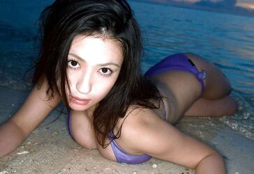 Japanese Swimsuit Honies-Nonami Takizawa (five)