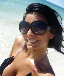 Holyday with Claudia and her girlfriends