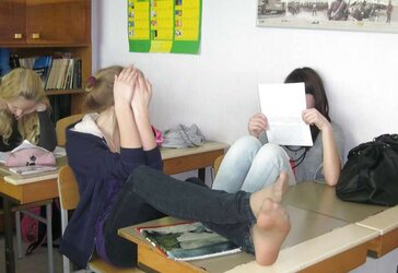 Inexperienced Dolls Nylon Soles