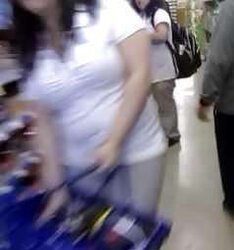 Candid PLUMPER