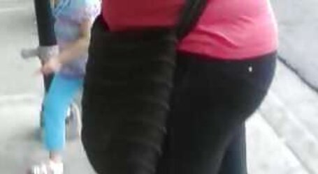 Candid PLUMPER