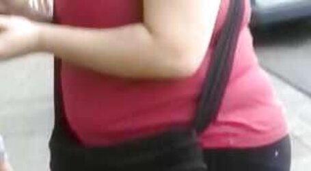 Candid PLUMPER
