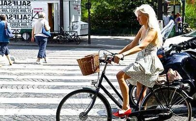 Honeys railing bicyles in high high-heeled slippers