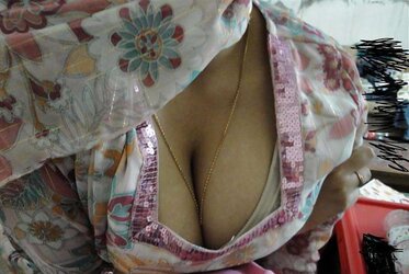PAKI, indian, SIKH, desi Ex gfs 2012 DISPLAY TIME