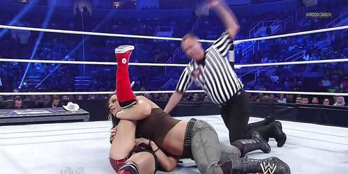 AJ Lee Slit Lip Glide - WWE SmackDown