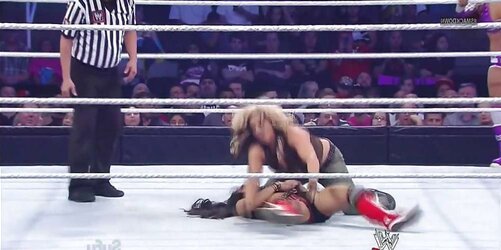 AJ Lee Slit Lip Glide - WWE SmackDown
