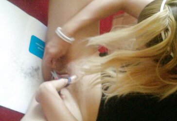 A escondidas