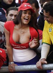 Larissa riquelme