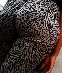 Fresh candid mom, wedgie shake