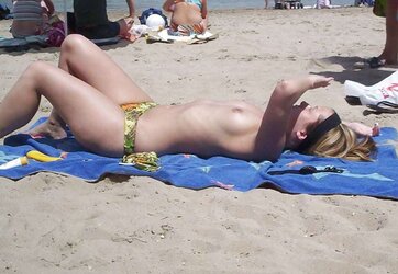 NYMPH ON THE BEACH