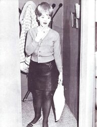 Vintage Magazines Playing Women