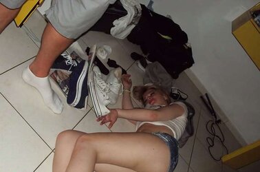 Steaming uk damsels