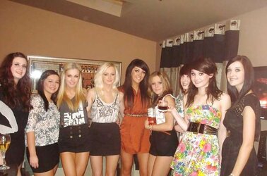 Steaming uk damsels