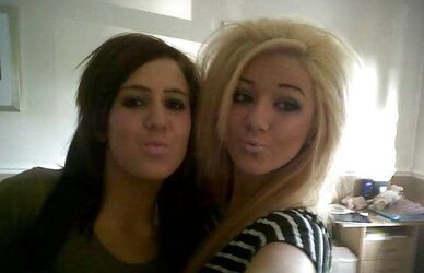 Steaming uk damsels