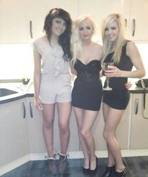 Steaming uk damsels