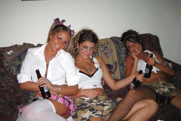 UPSKIRTS FOR REAL VOYEURS II