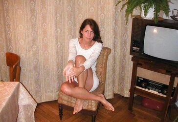 UPSKIRTS FOR REAL VOYEURS II