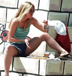 UPSKIRTS FOR REAL VOYEURS II