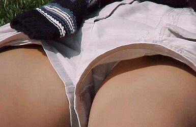 UPSKIRTS FOR REAL VOYEURS II