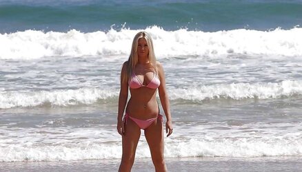 Youthful gals beaufitull sex industry star cool