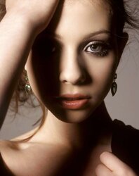 Michelle Trachtenberg (HQ)