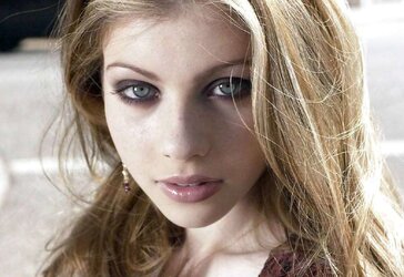 Michelle Trachtenberg (HQ)