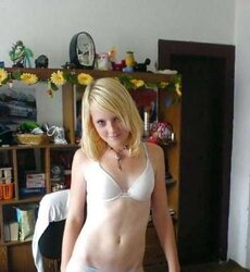 Youthfull and juicy brassiere and undies