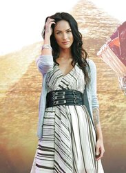 Megan Fox Muff Uncovered