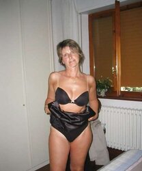 REIFE HUREN DIE ICH GERNE FICKEN WILL!!!!