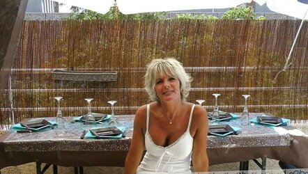 LES BADOO SALOPES