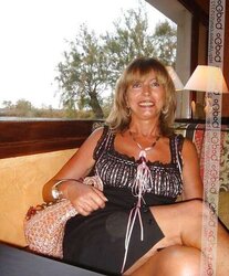 LES BADOO SALOPES