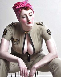 Sensuous Burlesque, Pinch-up and Retro Ladies