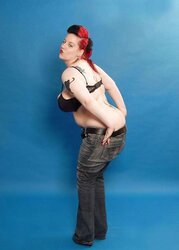 Sensuous Burlesque, Pinch-up and Retro Ladies