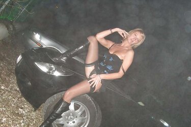 Mature Cougar Andrea