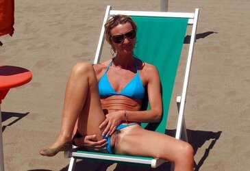 Mature Cougar Andrea