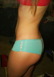 LiLMissWet from MyDiscreetSpace dot com