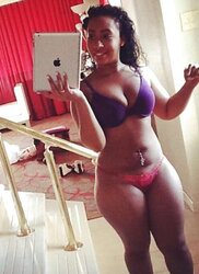 Meaty donks and ample hips
