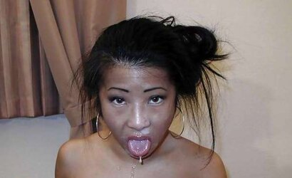 Asian Spinner Sunshine Nee Super-Steamy Tiny Thai Chick
